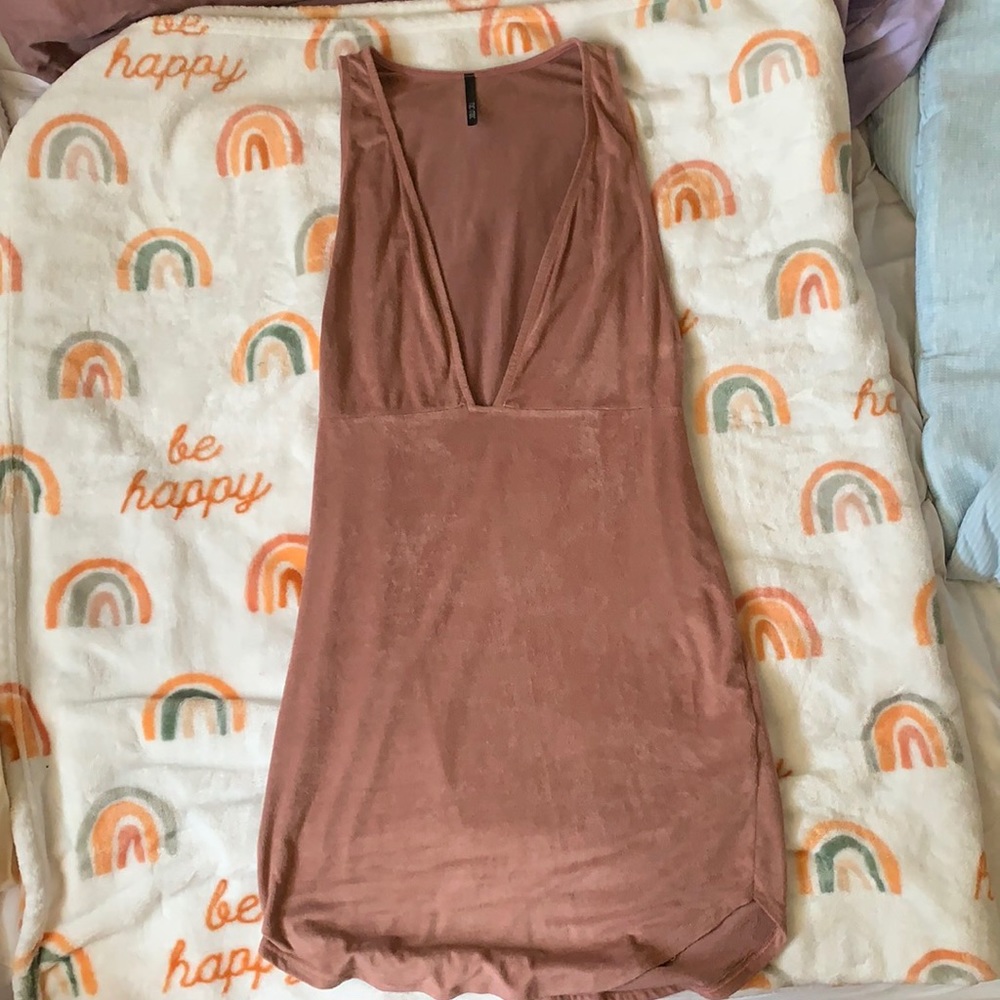 Deep V mauve mini dress